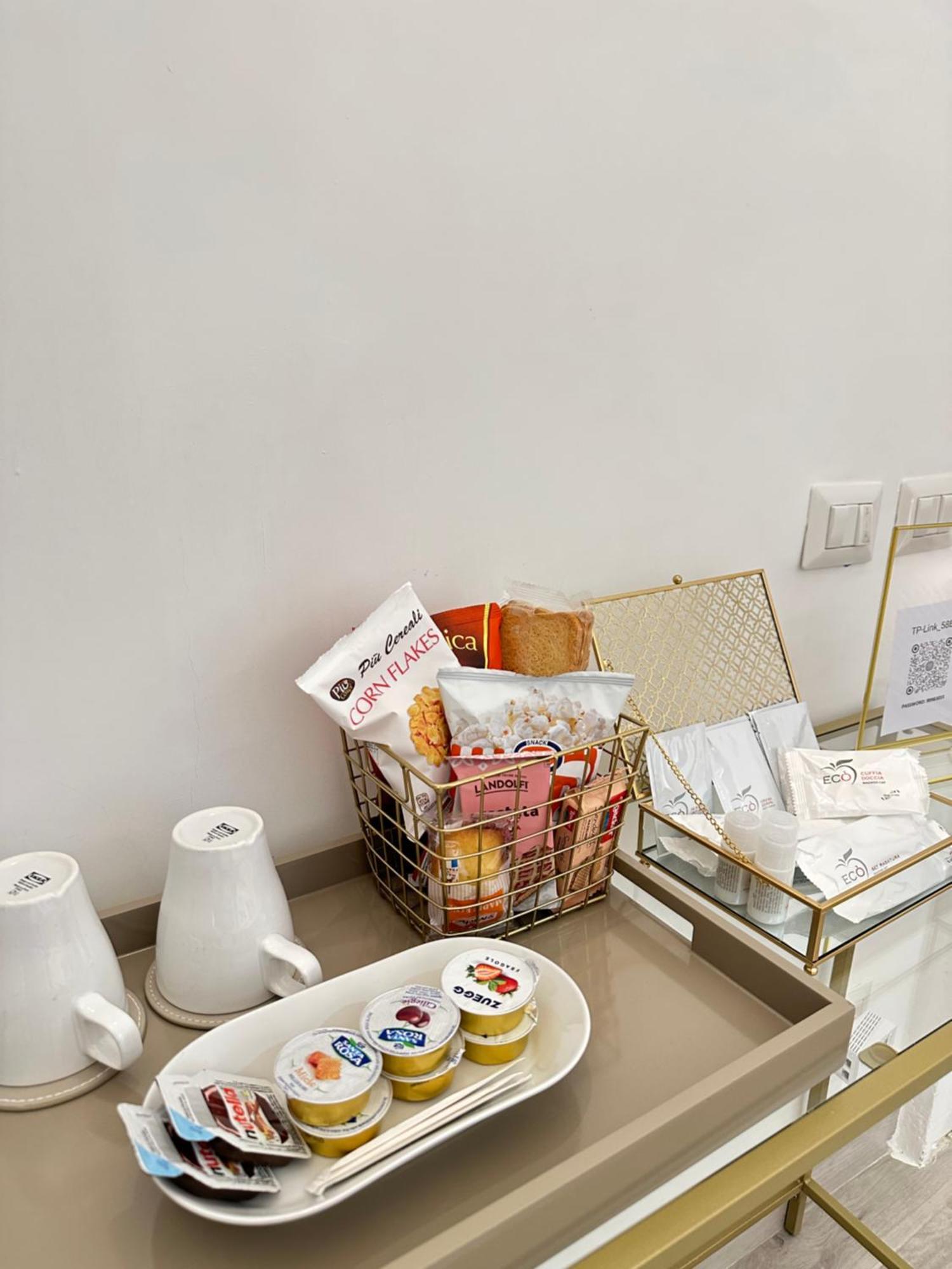 Maison M Napoli Boutique Rooms エクステリア 写真