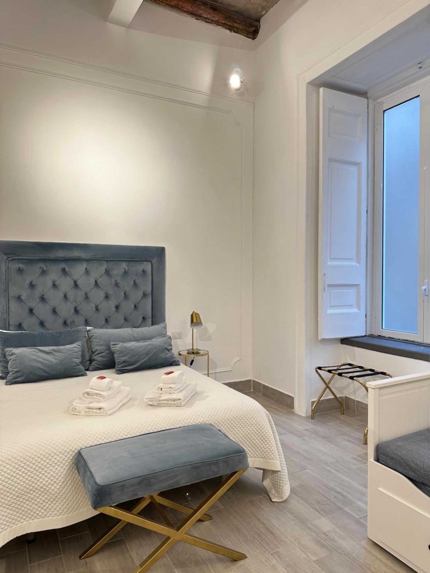 Maison M Napoli Boutique Rooms エクステリア 写真